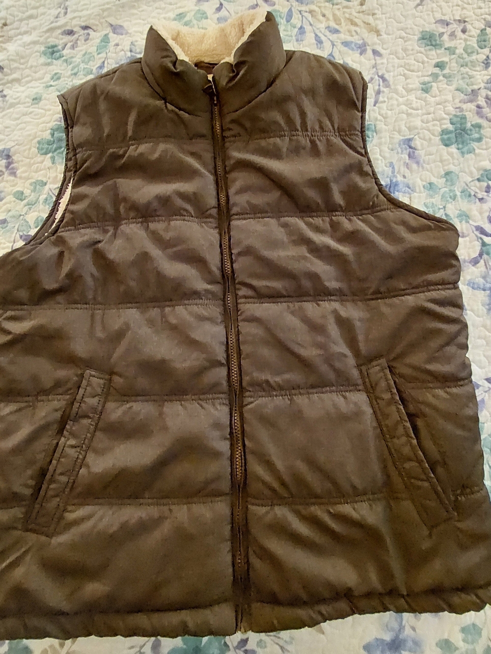 Vintage Deep Olive Green  Quilted Vest with Sherpa Collar